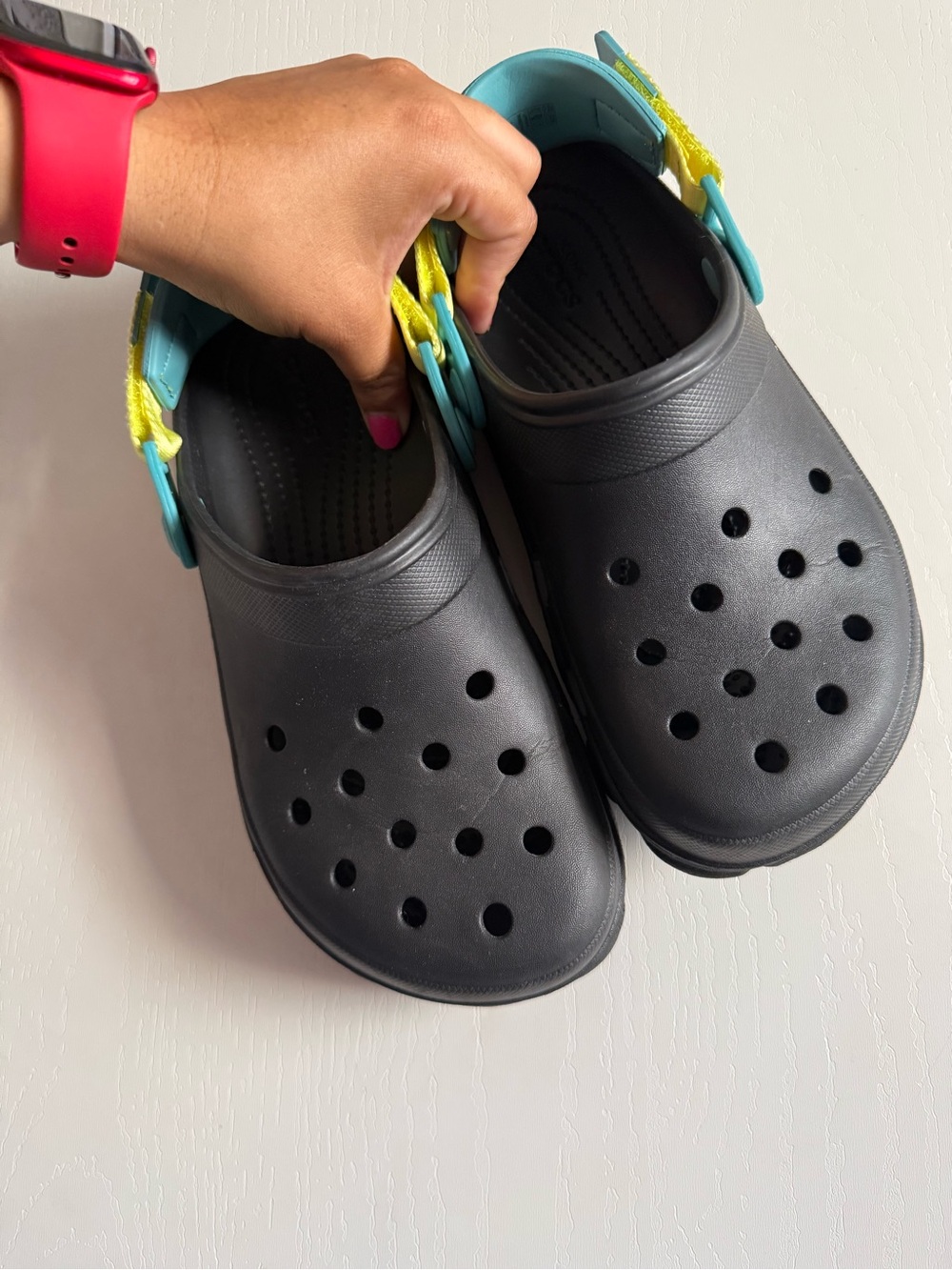 Adult Black Croc Men Size 5 / Women Size 7